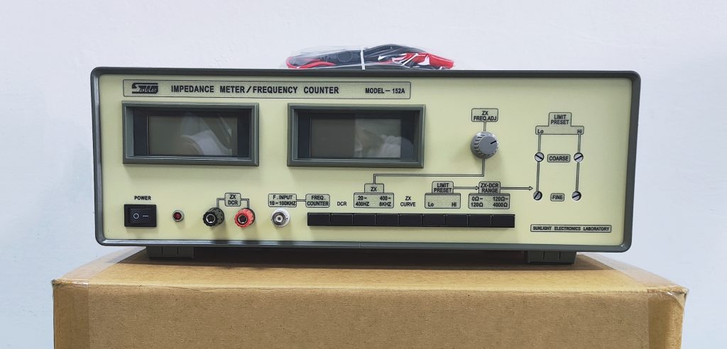 IMPEDANCE  METER / FREQUENCY  COUNTER 152A